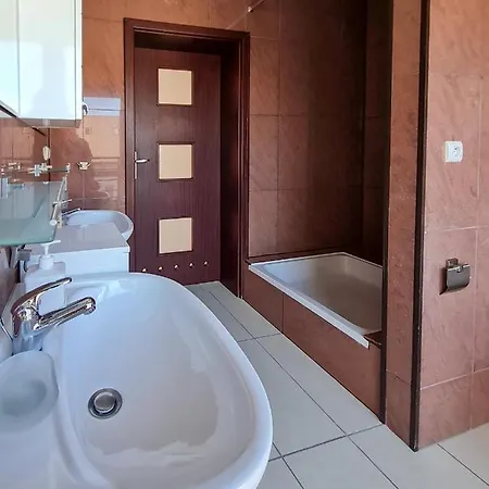 Pod Brzozami Chrobrego 53c Apartamento *